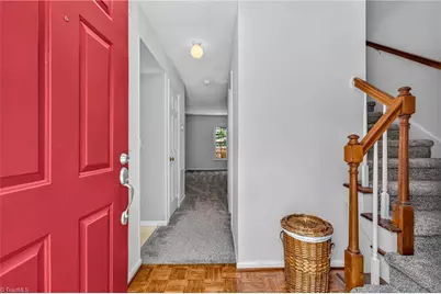 3932 New Garden, Greensboro, NC 27410 - Photo 3