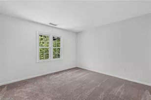 3932 New Garden, Greensboro, NC 27410 - Photo 21