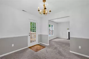 3932 New Garden, Greensboro, NC 27410 - Photo 15