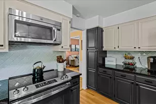5104 Nantucket Rd, Greensboro, NC 27455 - Photo 15