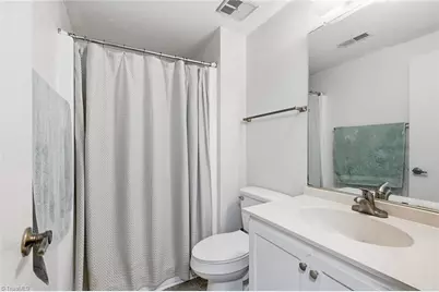 204 Lamplighter Circle, Winston-Salem, NC 27104 - Photo 15