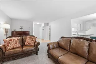 204 Lamplighter Cir, Winston-Salem, NC 27104 - Photo 5