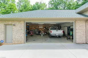 2403 Brewington Sibert Pl, Greensboro, NC 27406 - Photo 29