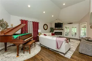2403 Brewington Sibert Pl, Greensboro, NC 27406 - Photo 5