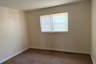 546 Sink Lake Rd, High Point, NC 27265 - Photo 11