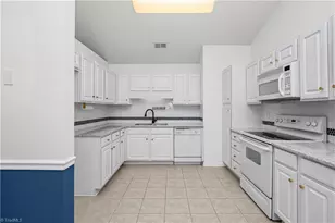 3952 Creekside Ct, Winston-Salem, NC 27127 - Photo 9