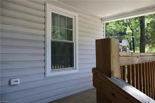 305 E Division Ave, Salisbury, NC 28144 - Photo 3