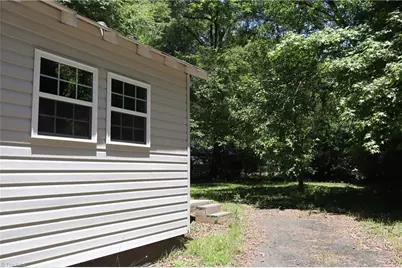 305 E Division Avenue, Salisbury, NC 28144 - Photo 13