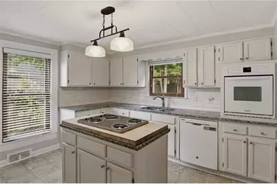 112 Gloria Avenue, Winston-Salem, NC 27127 - Photo 9