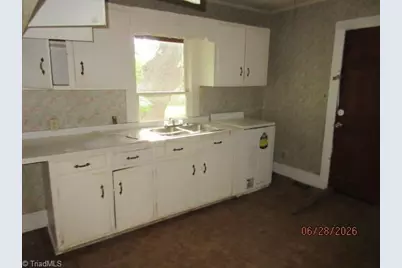 2718 Darden Road, Greensboro, NC 27407 - Photo 5