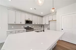 781 Brooklet Ct, Winston-Salem, NC 27127 - Photo 13