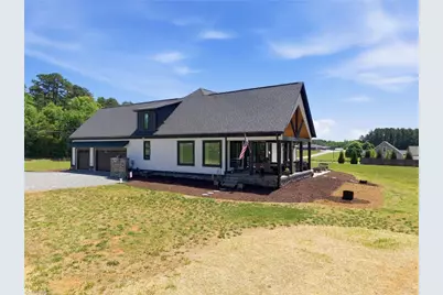8815 Bringle Ferry Road, Salisbury, NC 28146 - Photo 39