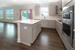 4237 Toucan Trl, High Point, NC 27265 - Photo 25
