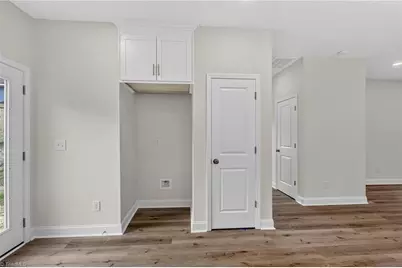 4606 Erin Street, Winston-Salem, NC 27105 - Photo 15