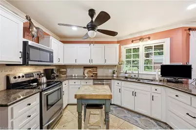 2618 Marion Court, Burlington, NC 27215 - Photo 29
