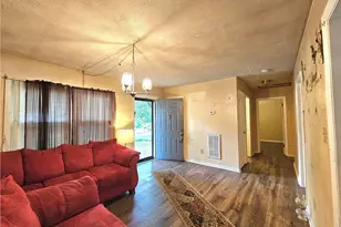 1111 Winslow St, High Point, NC 27260 - Photo 3