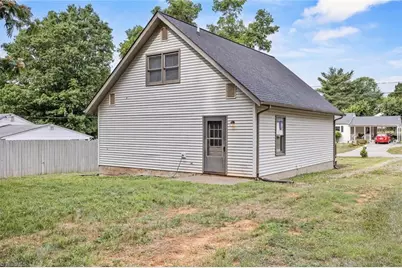 131 Lindbergh Street, Winston-Salem, NC 27104 - Photo 29