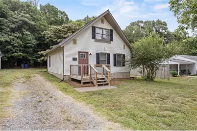 131 Lindbergh Street, Winston-Salem, NC 27104 - Photo 1