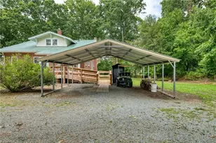 7388 Old 421 Rd, Liberty, NC 27298 - Photo 21