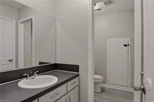 2157 Rivermeade Dr, High Point, NC 27265 - Photo 21