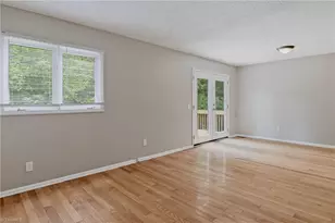 2157 Rivermeade Dr, High Point, NC 27265 - Photo 9