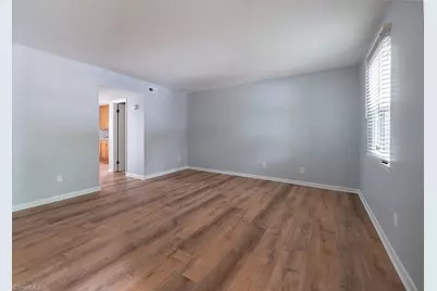 5707 Bramblegate Road #J, Greensboro, NC 27409 - Photo 5
