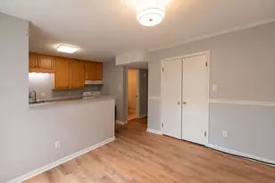 5707 Bramblegate Rd, Greensboro, NC 27409 - Photo 11
