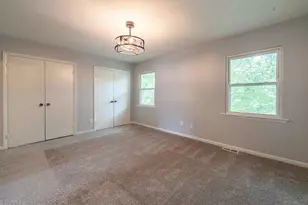 5707 Bramblegate Rd, Greensboro, NC 27409 - Photo 19