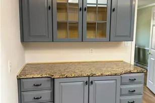 103 Thornwood Rd, Jamestown, NC 27282 - Photo 9