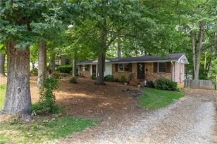 2938 Isaacs Pl, Greensboro, NC 27408 - Photo 25
