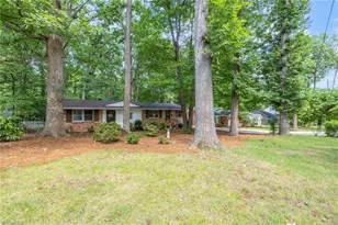 2938 Isaacs Pl, Greensboro, NC 27408 - Photo 9