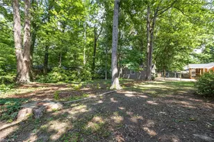 2938 Isaacs Pl, Greensboro, NC 27408 - Photo 29