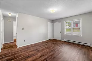 507 3rd Ave, Siler City, NC 27344 - Photo 5