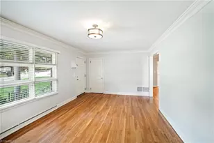 604 Sunset Dr, High Point, NC 27262 - Photo 3