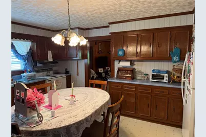 375 Sisk Mill Loop, Madison, NC 27025 - Photo 5