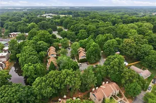 301 Village Ln, Greensboro, NC 27409 - Photo 35