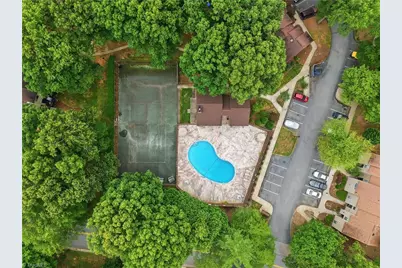 301 Village Lane #B, Greensboro, NC 27409 - Photo 3