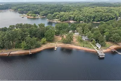 8924 Holdsclaw Road, Terrell, NC 28682 - Photo 9