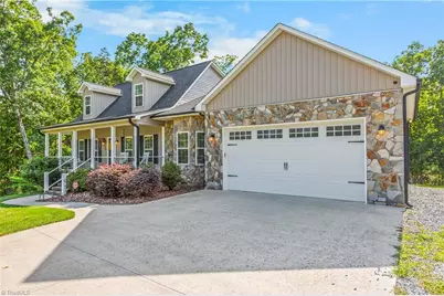 152 Hepler Hylls Court, Thomasville, NC 27360 - Photo 3