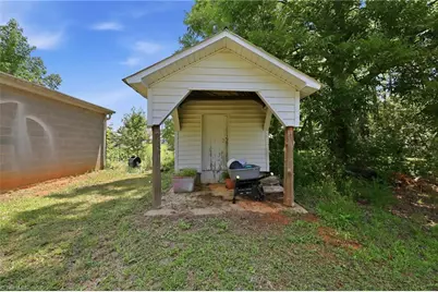 214 Hawthorne Lane, Burlington, NC 27215 - Photo 29