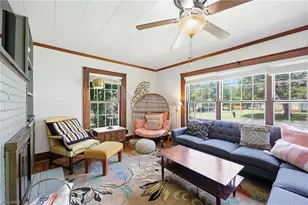 214 Hawthorne Ln, Burlington, NC 27215 - Photo 7