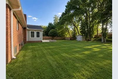 2115 Ledford Road, Greensboro, NC 27406 - Photo 15