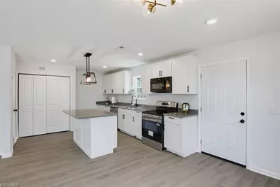 2258 Lula Street, Winston-Salem, NC 27101 - Photo 9