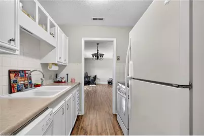 306 Windsor Manor Way #F, Kernersville, NC 27284 - Photo 5