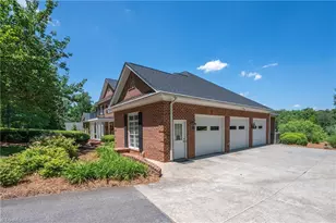 151 Wellsprings Ct, Pfafftown, NC 27040 - Photo 47
