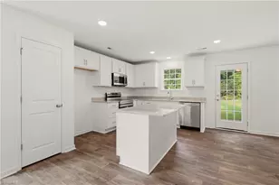 310 Middleton Dr, Lexington, NC 27295 - Photo 5