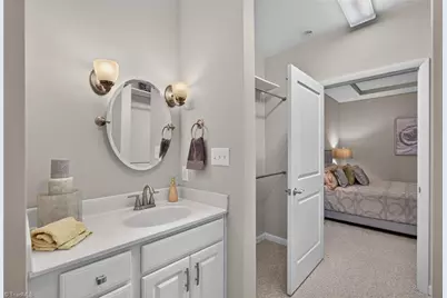 605 W Market Street #206, Greensboro, NC 27401 - Photo 11