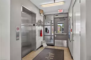 605 W Market St, Greensboro, NC 27401 - Photo 23