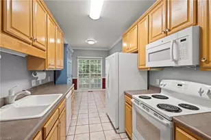 601 Nova Ave, High Point, NC 27265 - Photo 9