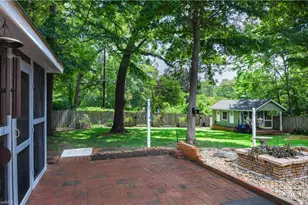 1014 Onslow Dr, Greensboro, NC 27408 - Photo 47